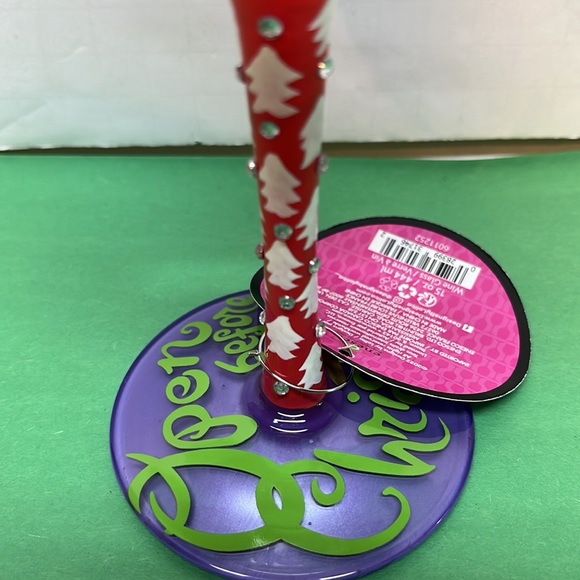 Lolita OPEN BEFORE CHRISTMAS Hand Painted Wine Glass 6011252 NEW IN BOX - Picture 6 of 10